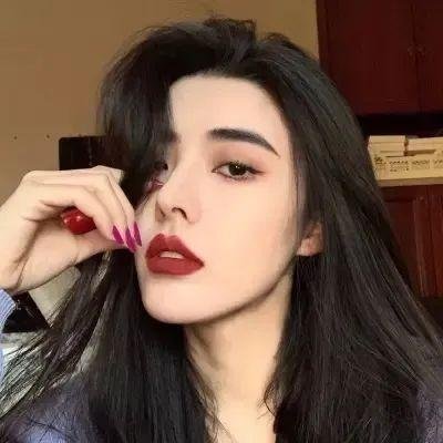 红色八爪女